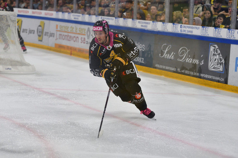 L'attaquant du HC Ajoie Jonathan Hazen portera les couleurs du Team Canada à la prochaine Coupe Spengler. (Photo : Georges Henz)