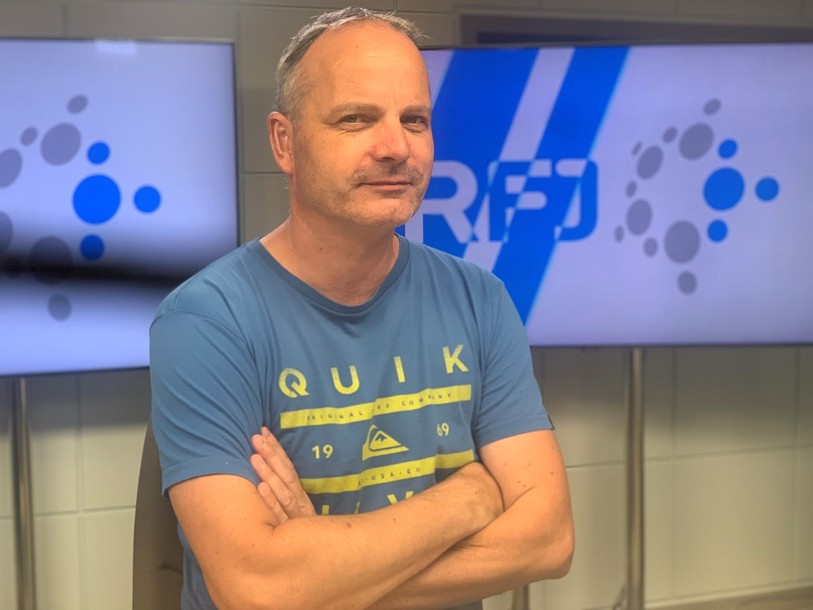   Jérôme Mouttet, présente son « autre revue de presse »  