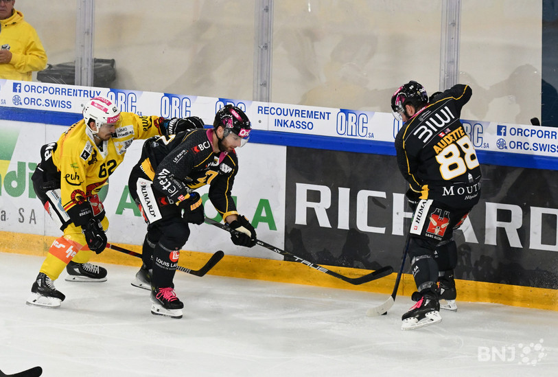 Reto Schmutz et Daniel Audette ont su se créer les occasions. Seulement, le dernier geste fait défaut. (photo : Georges Henz)