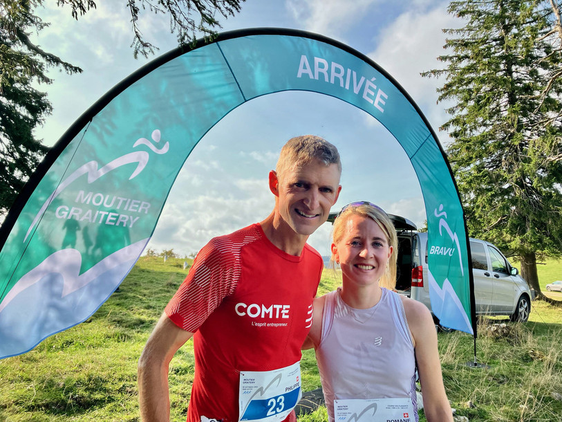 Philippe Beuret et Romane Gauthier à l'arrivée de Moutier-Graitery. (Photo : Jean-Luc Simmen)