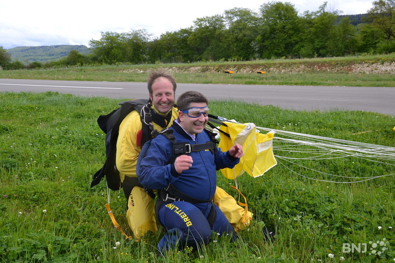 Pierre Kohler, parachute