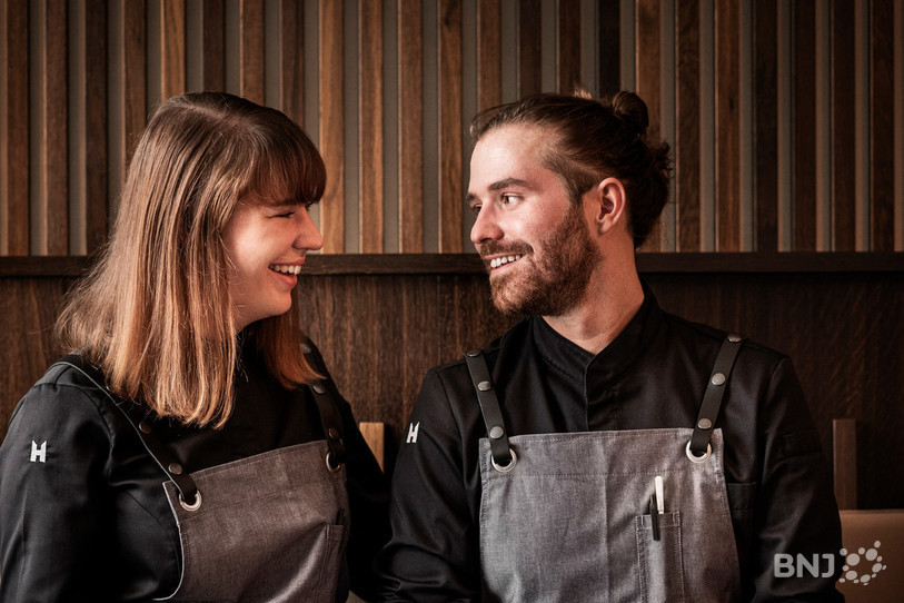 Fiona Aeby, hôtesse et Christian Aeby. chef cuisinier du Resturant Du Bourg de Bienne. (Photo : Restaurant Du Bourg)