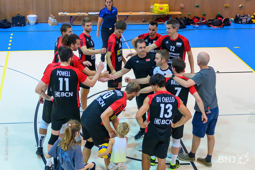 Colombier Volley a fait presque tout juste en terres zurichoises. (Photo: Bertrand Pfaff)
