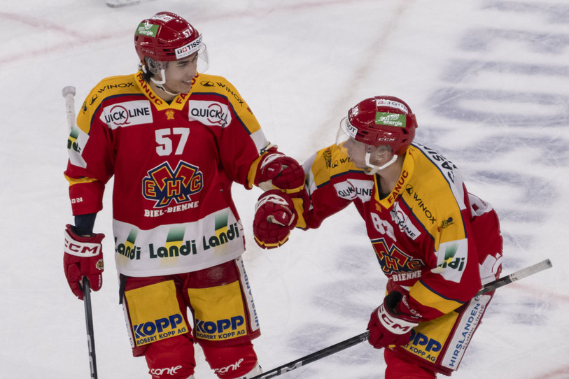 Le HC Bienne a réussi un bel exploit mardi soir en renversant le tenant du titre. (Photo : KEYSTONE/Alessandro della Valle)