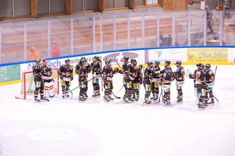 Le HC Tramelan est allé s'imposer 5-3 en terres vaudoises vendredi soir face à Vallée de Joux (photo archives : Cédric Prudat).