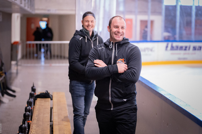 L'entraîneur du HC Tramelan Loïc Lachat peut avoir le sourire (photo : archives/Cédric Prudat).
