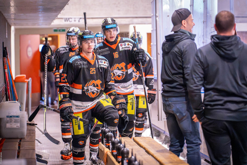 Le HC Tramelan s'est incliné en prolongation samedi à Sion (photo : archives/Cédric Prudat).