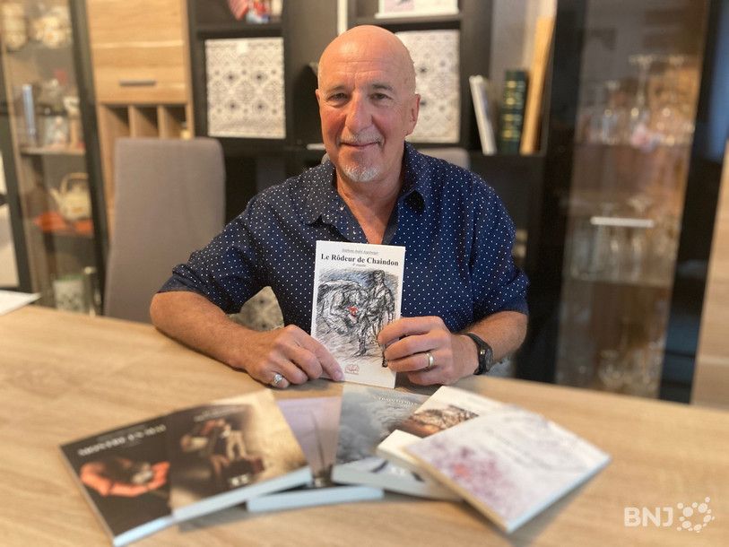 Stéphane Augsburger a troqué son tablier de boulanger contre la plume, il vient de sortir son huitième roman policier aux Editions du Raimeux. 