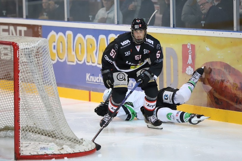Jonas Zinkl a marqué le premier but du HCDV samedi. (Photo : HC Delémont-Vallée/Yann-Eric Rebetez)