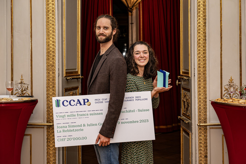 Les lauréats Joana Simond et Julien Gurtner, de la Rebletzerie (photo : tripack.ch)
