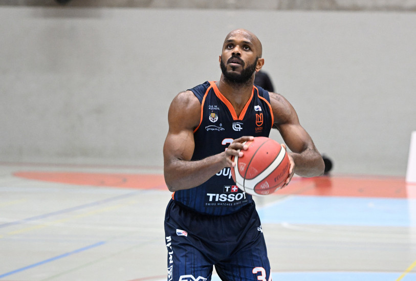 Darious Moten et ses coéquipiers d'Union Neuchâtel ne sont pas passés loin de la victoire face à Vevey. (Photo: Georges Henz)