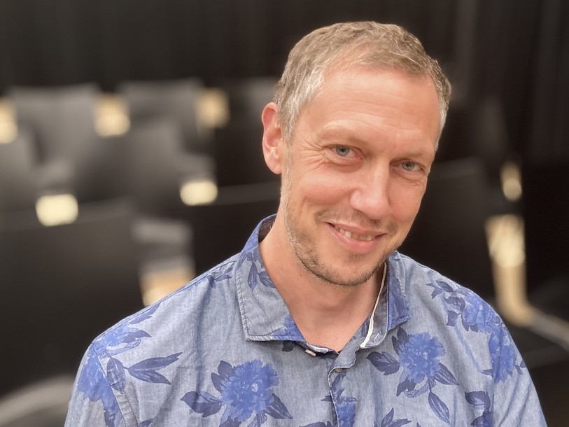 Camille Rebetez est auteur et passionné de cuisine.