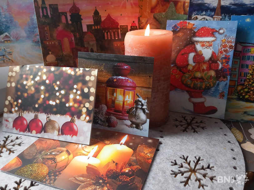 Les cartes manuscrites font partie de la magie de Noël, mais subissent la concurrence des claviers.