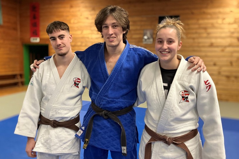 Eliot Domont, Pierrik Jordan et Lara Bigler (de gauche à droite) sont les trois Jurassiens engagés chez les élites pour ces championnats de Suisse 2023.