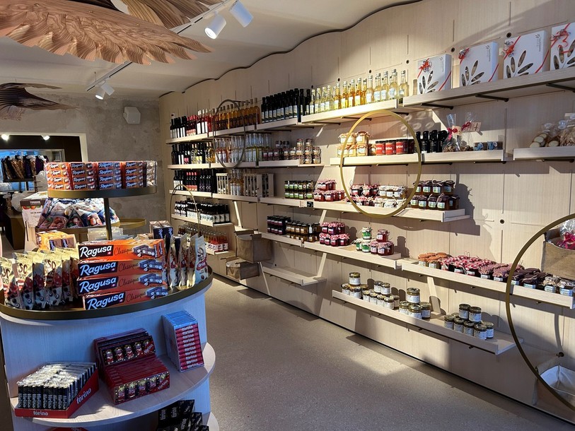 La boutique Grand Chasseral ouvrira officiellement ses portes dès samedi.