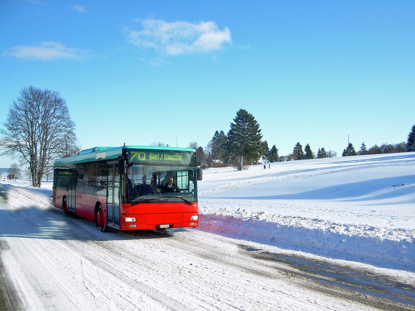 Le bus circulant de la gare de Bienne aux Prés-d'Orvin.