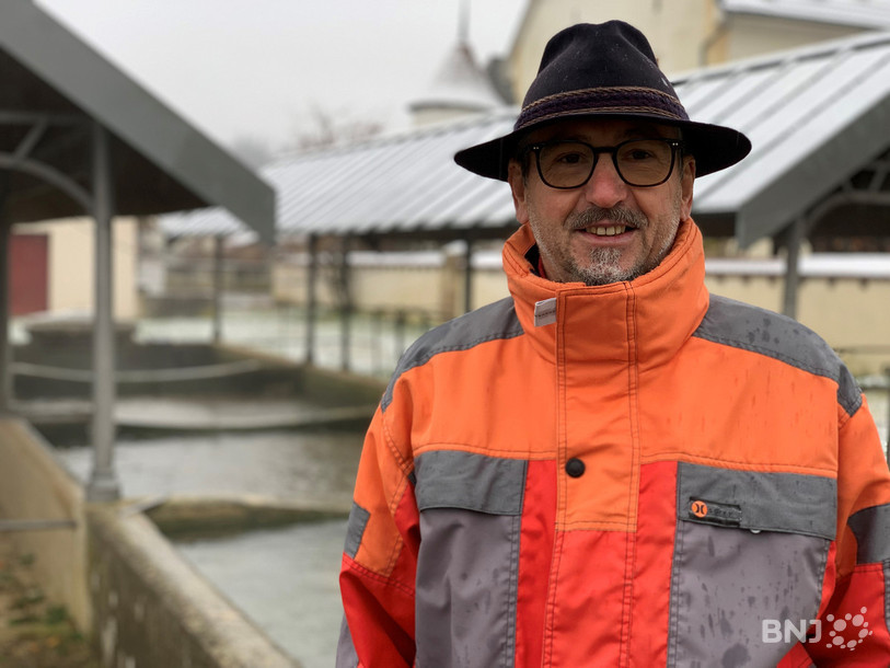 L’ancien facteur du village, Benoît Choffat, nous emmène sur les traces de sa tournée.