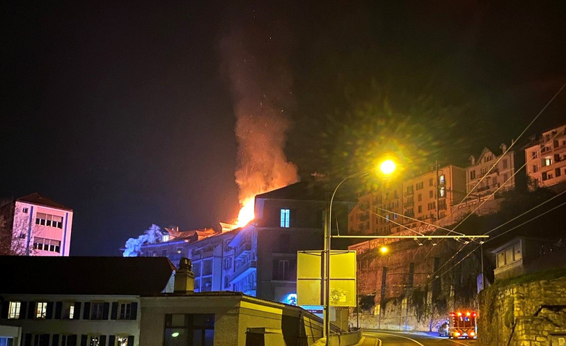 La fumée était visible loin à la ronde. (Photo : Police neuchâteloise)