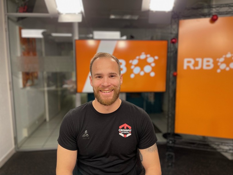 Les fêtes et le sport, un mélange à faire sans trop se prendre la tête selon notre spécialiste sport Jordan Eschmann.