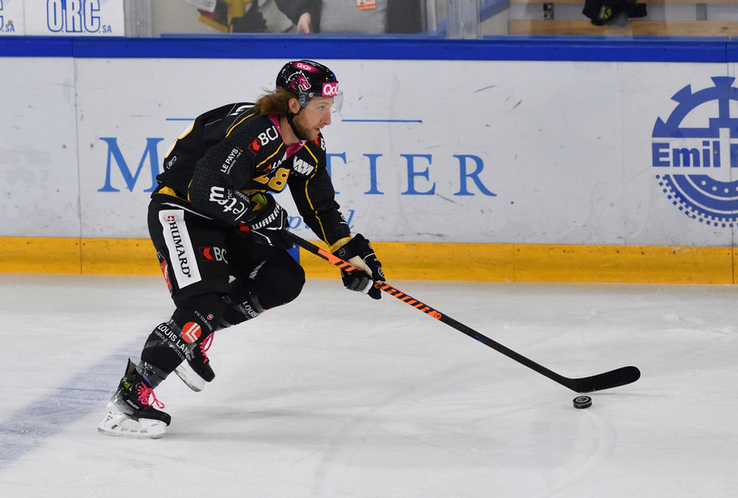 Jesse Zgraggen va retrouver les couleurs du HC Ajoie. (Photo : archives Georges Henz)