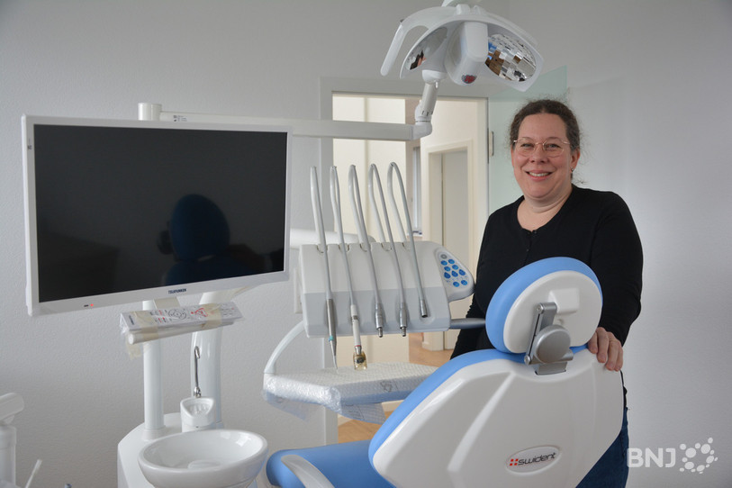Myriam Gigon Crelier est l'une des trois hygiénistes dentaires à l'origine du premier cabinet indépendant dans le Jura. 