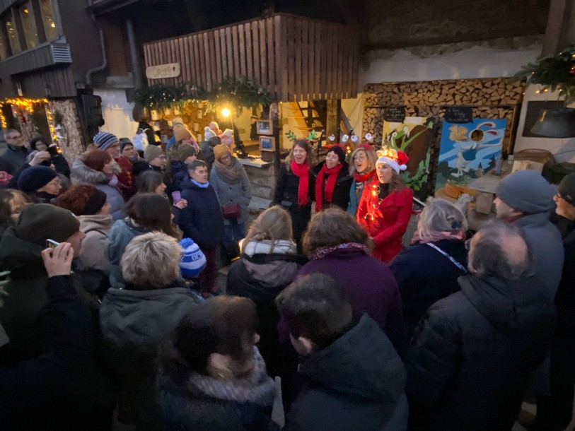 Les Snieulettes à la Maison du Père Noël