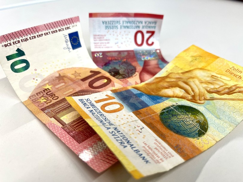 Le franc s’est encore raffermi face à l’euro.