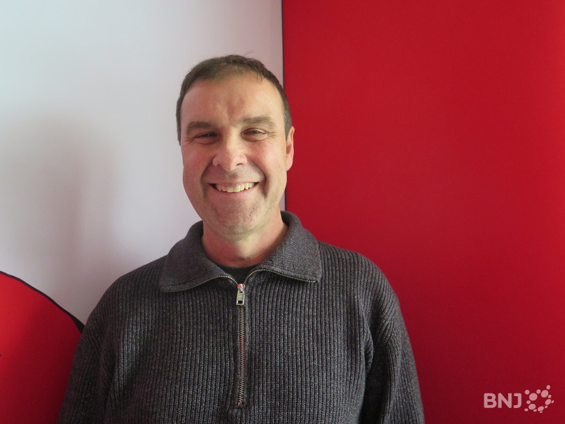Jacques Diacon est enseignant au secondaire du district de La Neuveville et coordinateur d’histoire de la Commission des moyens d'enseignement du canton de Berne.