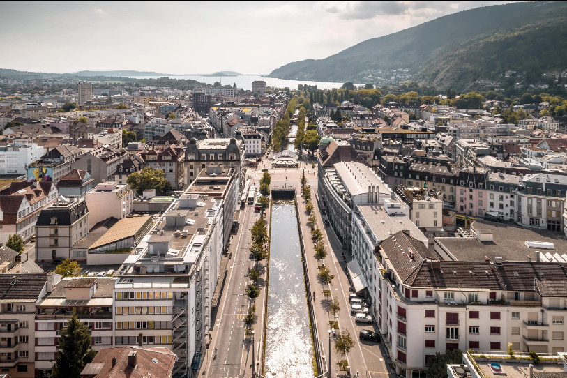 Erica Wallis, Verena Möschler, Félicienne Villoz-Muamba et Anna Rüfli sont les quatre femmes que la population devra départager pour le nom de la future place du quai du bas. (Photo : Ville de Bienne)
