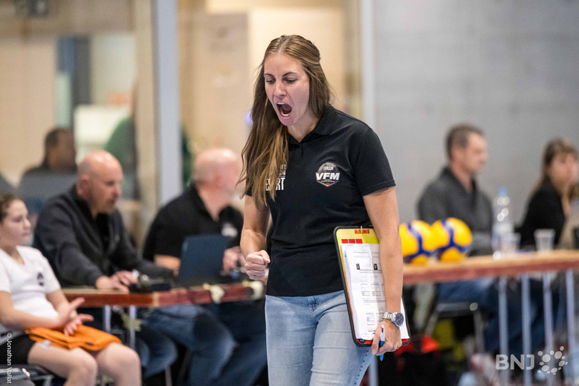 L'entraîneure du VFM Melanie Cina a mené son équipe à l'exploit d'éliminer une équipe de Ligue A (photo : Jonathan Vallat).