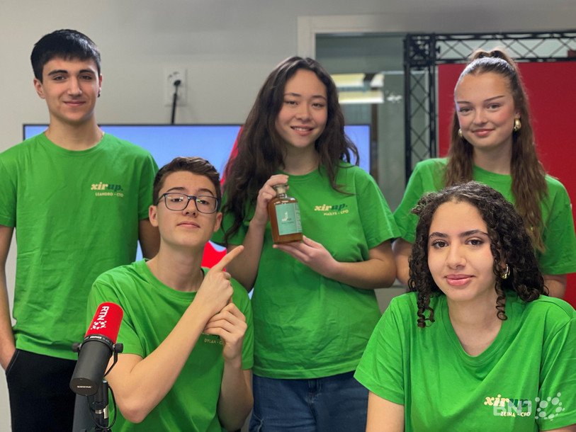 L'équipe de Xirup présente sa mini entreprise dans La Matinale.