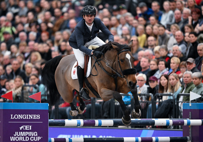Steve Guerdat et sa monture Double Jeu d'Honvault ont pris la 3e place dimanche à Leipzig. (Photo: Hendrik Schmidt/dpa)