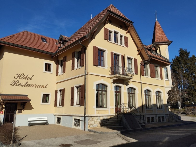 La Maison Wenger au Noirmont conserve ses deux étoiles dans l'édition 2024 du Guide Michelin Suisse.
