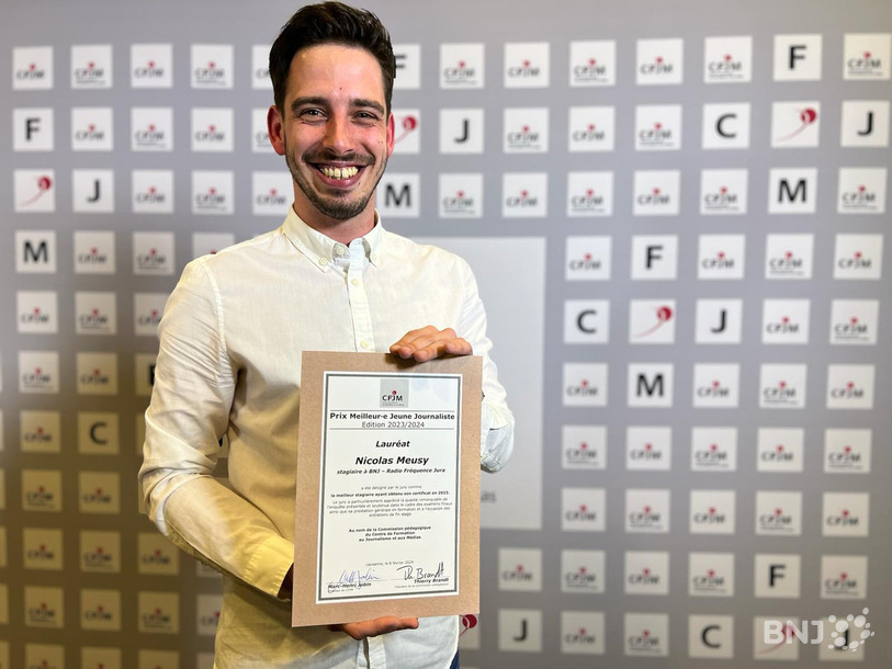 Nicolas Meusy, lauréat du prix du meilleur jeune journaliste 2023.