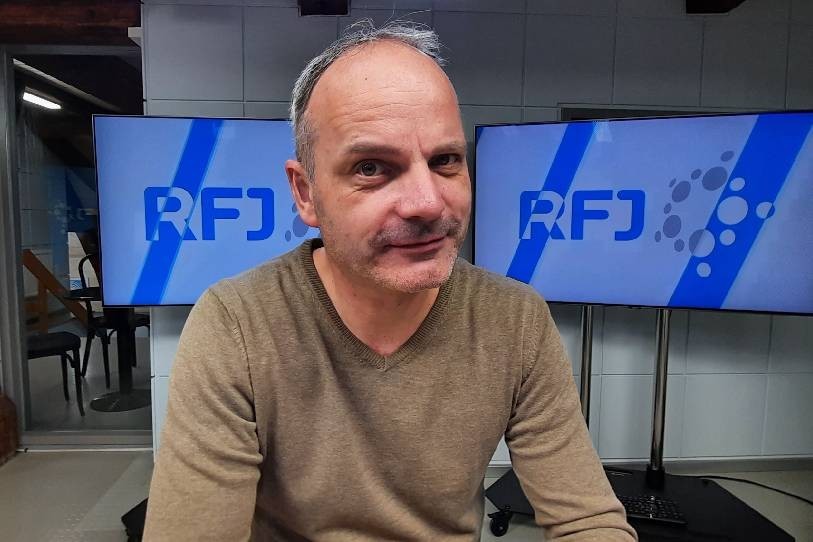 Jérôme Mouttet vous présente sa traditionnelle revue de presse du vendredi.
