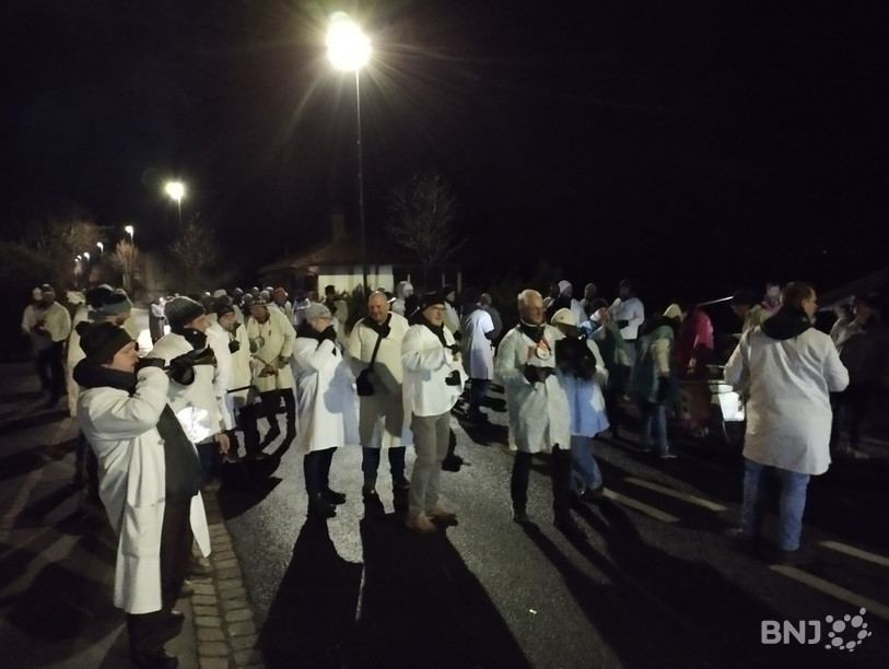 Une bonne septantaine de personnes ont débuté la ronde lundi soir.