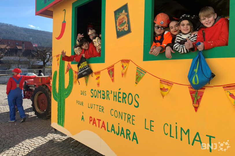 Les enfants, roi du carnaval mardi à Bassecourt.