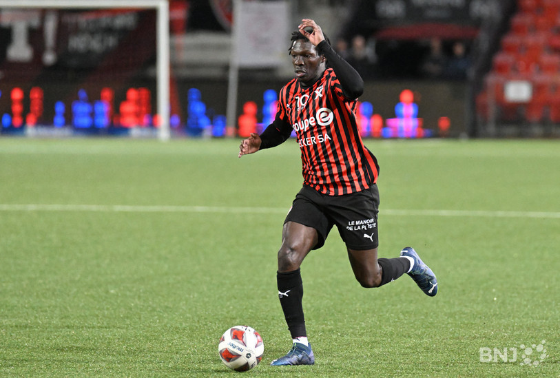 Neuchâtel Xamax ne sera équipé par Puma la saison prochaine. (photo : Georges Henz)