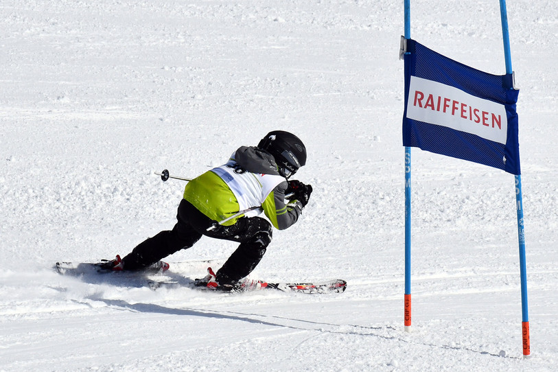 Les jeunes skieurs de la région doivent prendre leur mal en patience en ce début d'année. (photo : Matthias Vauthier)