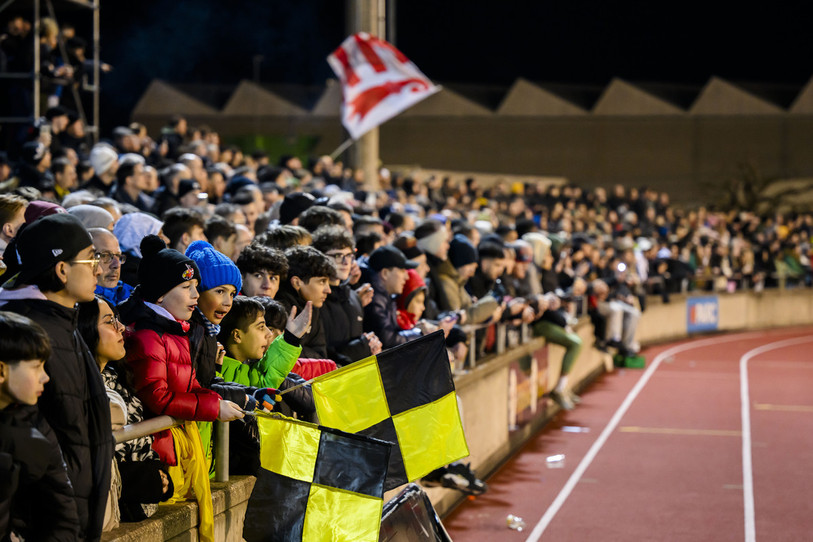 La Blancherie a vécu une soirée de gala avec 5'482 spectateurs pour ce quart de finale de Coupe de Suisse (photo : KEYSTONE/Jean-Christophe Bott).