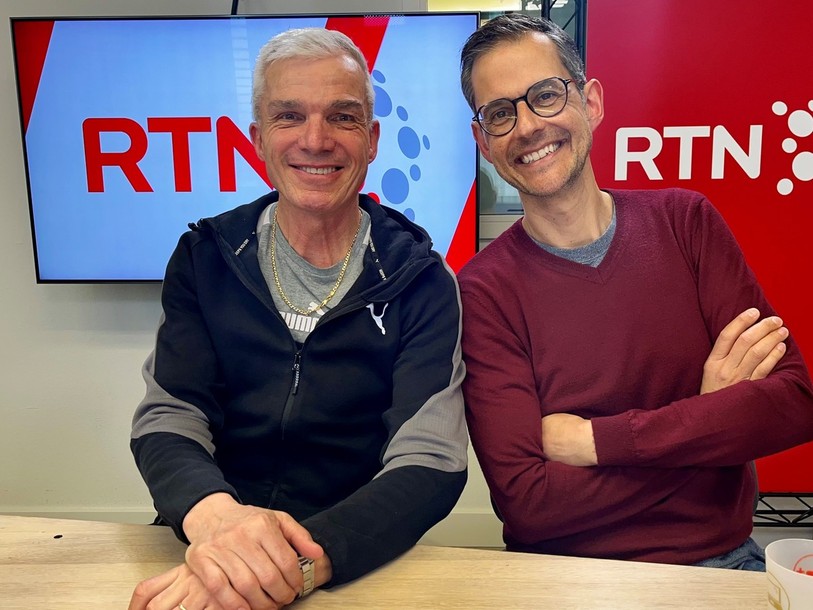 Philippe Perret, ancien joueur de Neuchâtel Xamax et David Berger, journaliste à RTN de 1991 à 2004.