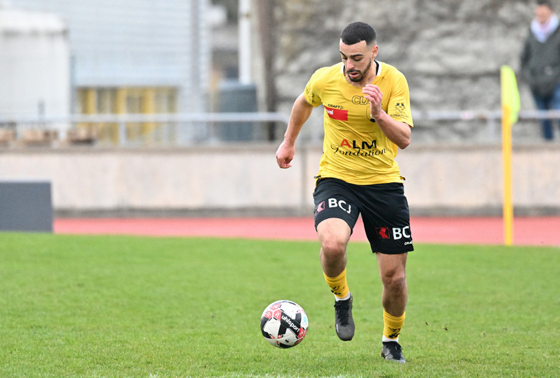 Sofiane Achour est blessé jusqu'à la trêve... il aura vécu une première partie de saison à oublier. (Photo : archives Georges Henz)