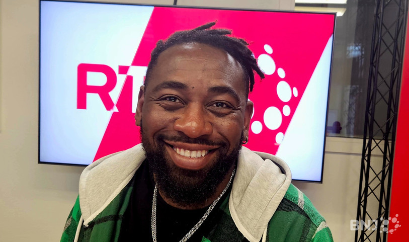 Christian Mukuna, heureux de son périple au Burundi pour un festival d’humour.