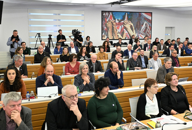 Le groupe socialiste au Parlement jurassien s'inquiète de la situation financière du canton du Jura. (Photo : Georges Henz/archives)