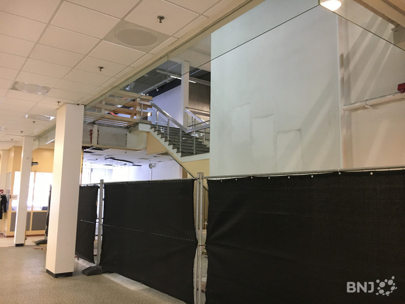 L'intérieur de l'Inno Les Galeries est en chantier.