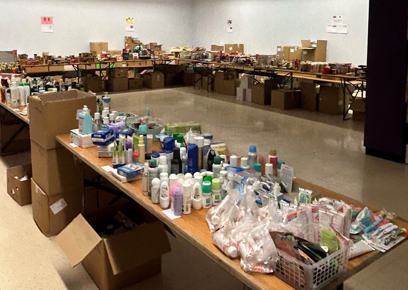 Neuf tonnes de marchandises ont été distribuées par la Croix-Rouge jurassienne. (Photo : Croix-Rouge)