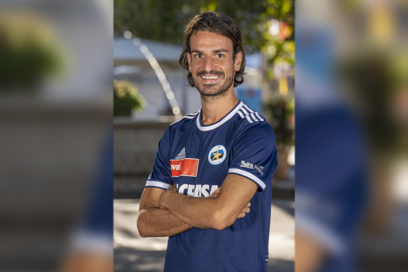 Le capitaine jurassien d’Etoile Carouge Aurélien Chappuis fait partie du onze type en Challenge League.