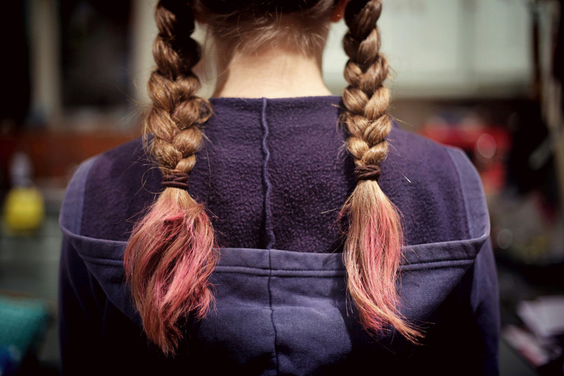 Les chercheurs vont récolter des échantillons de cheveux d'enfants de 4 à 10 ans. (Photo : libre de droits)