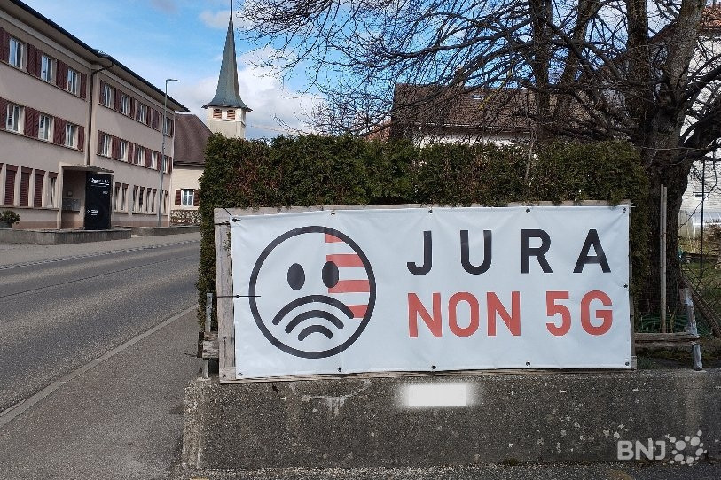 Affiche « Jura Non 5G » à Saignelégier.