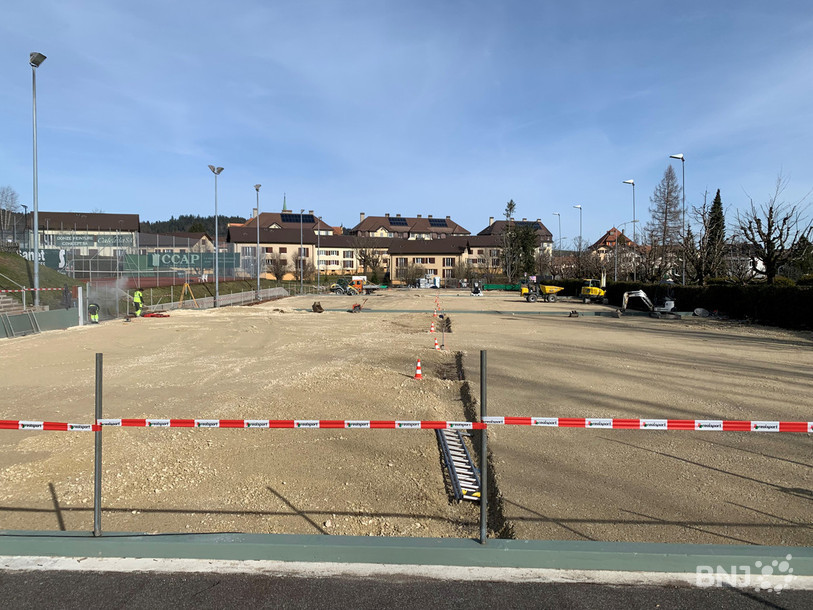 Le chantier qui s’est ouvert mi-février devrait être terminé une semaine avant le début des interclubs.